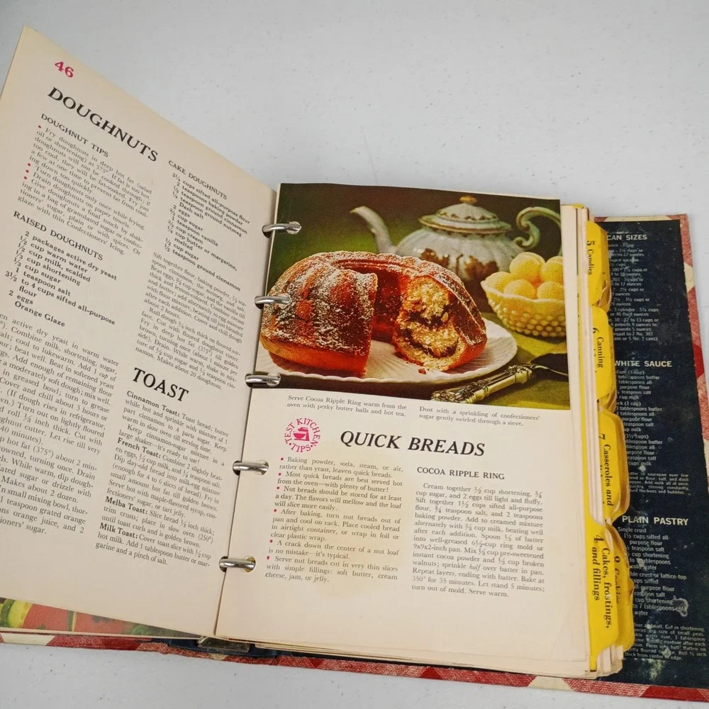 Vtg Better Homes and Gardens New Cook Book Red Gingham Binder Meredith 1960/1962